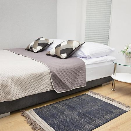 Apartamenty Legionow 30 Освенцім Екстер'єр фото